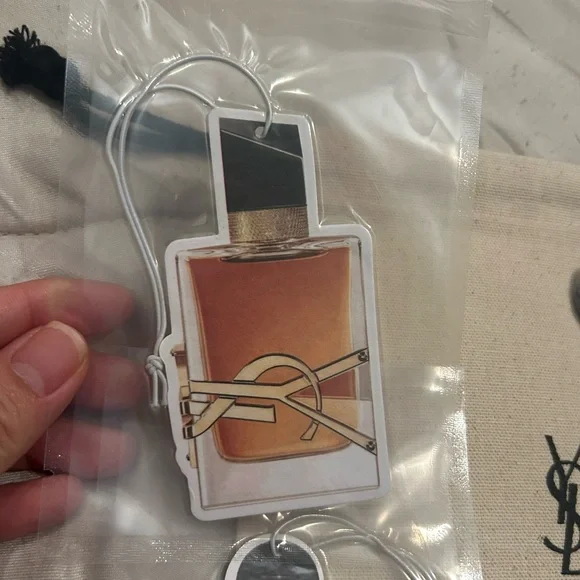 YSL beaute bundle - Picture 2 of 5